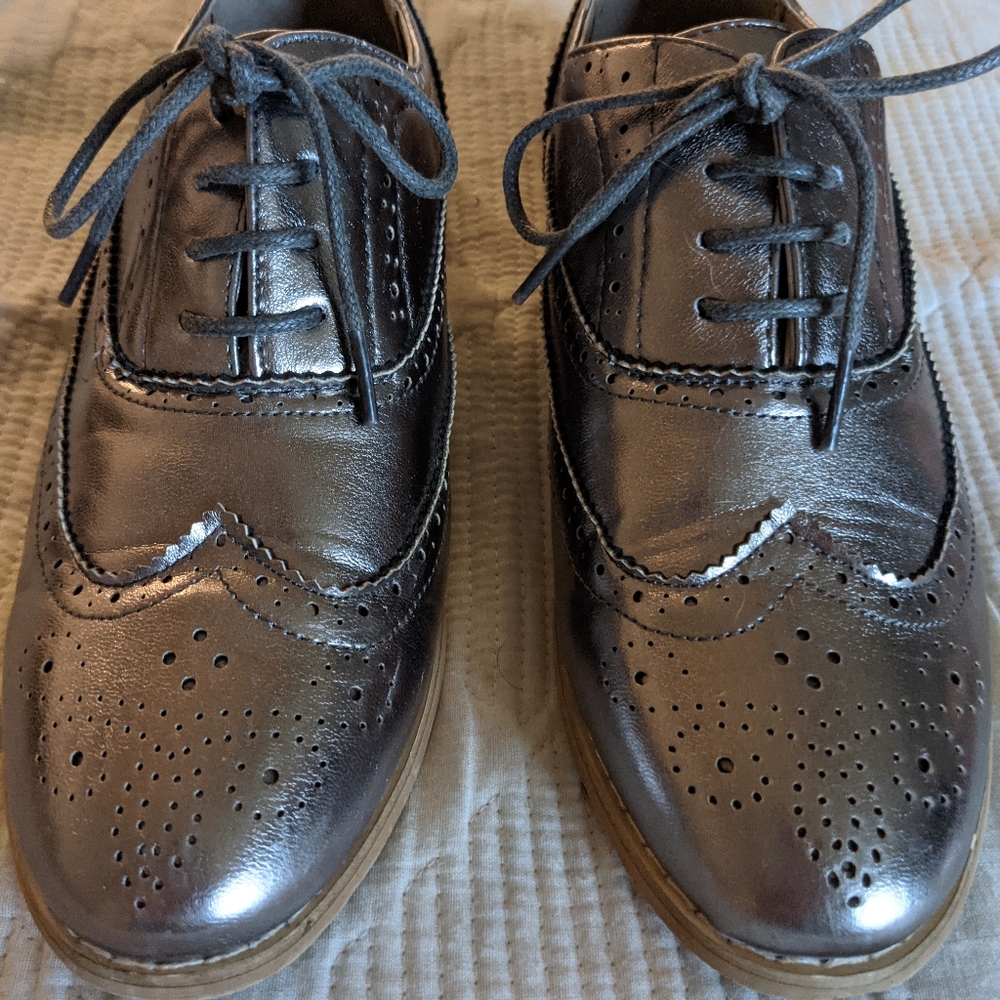 Silver oxford shoes